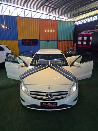 MERCEDES-BENZ CLASSE A 1.6 200 TURBO URBAN GASOLINA 4P AUTOMATIZADO MERCEDES-BENZ CLASSE A 1.6 200 TURBO URBAN GASOLINA 4P AUTOMATIZADO